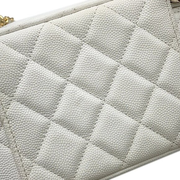 CHANEL Vanity ChainShoulder Bag Calfskin White - Picture 9 of 16